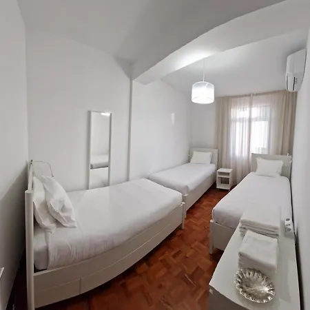 Апартаменты Downtown Flats 2 *